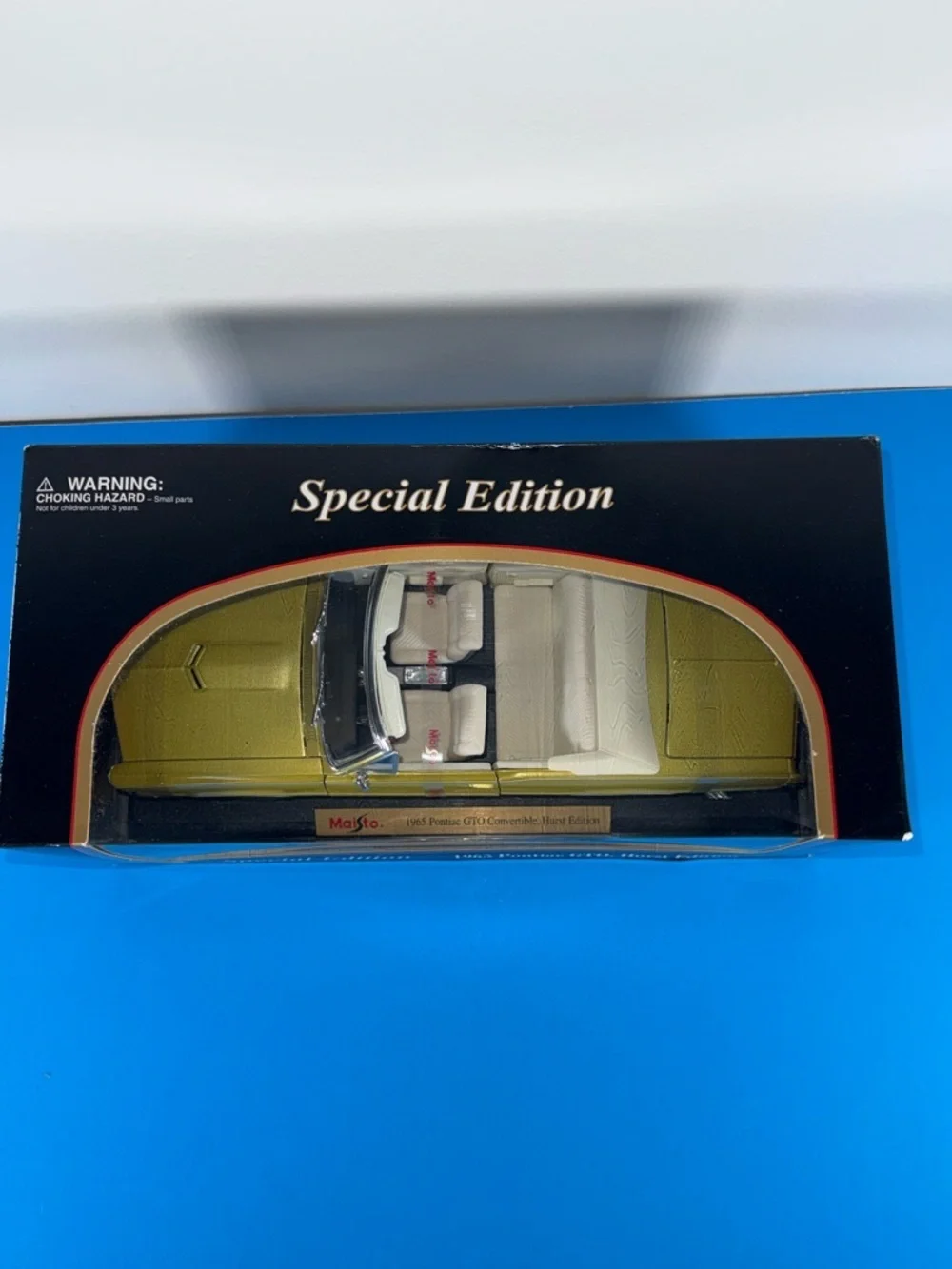 Maisto Special Edition 1/18 Diecast 1965 Pontiac GTO Hurst Edition Gold RARE
